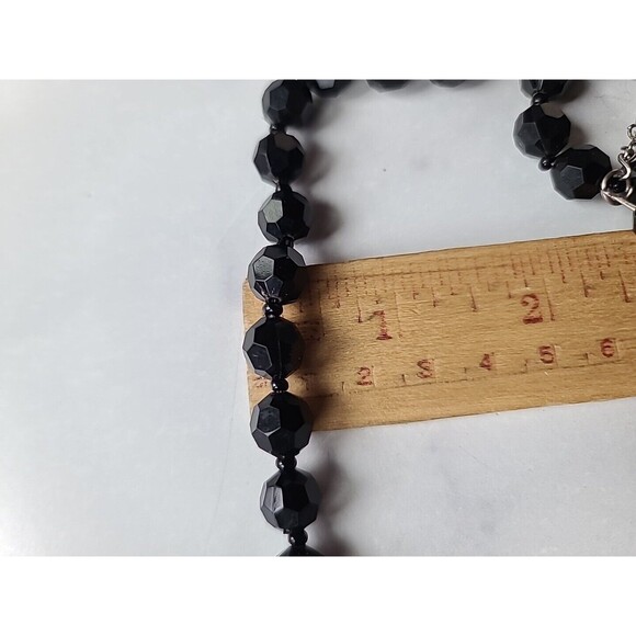 Adjustable Black Plastic Beaded Necklace Vintage - Picture 10 of 10